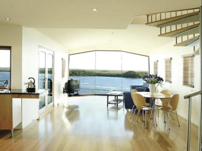 Wheelhouse Apartments Strahan Eksteriør bilde