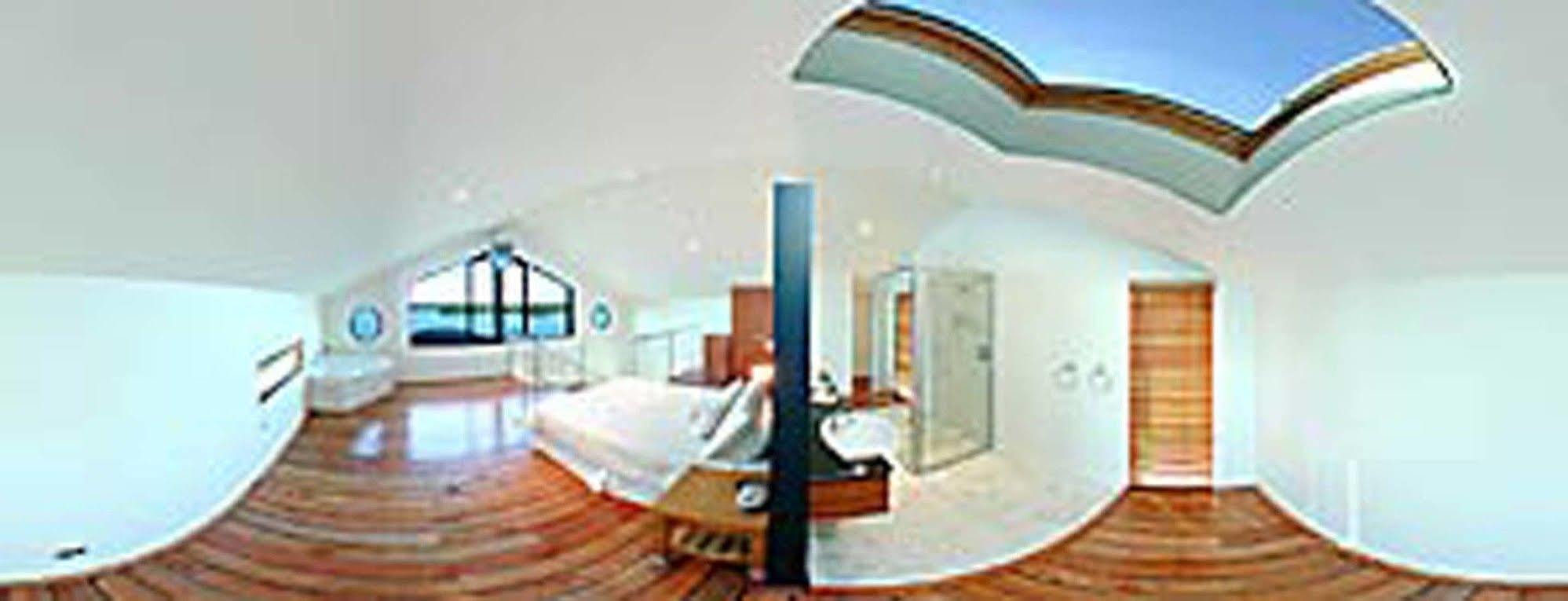 Wheelhouse Apartments Strahan Eksteriør bilde